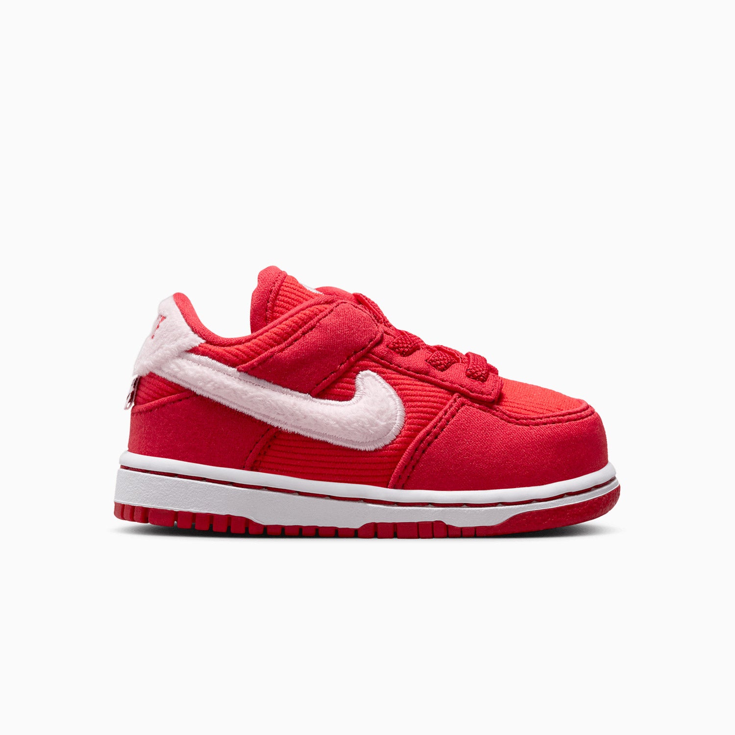 Nike dunk low Valentine’s Day toddler 9c sold