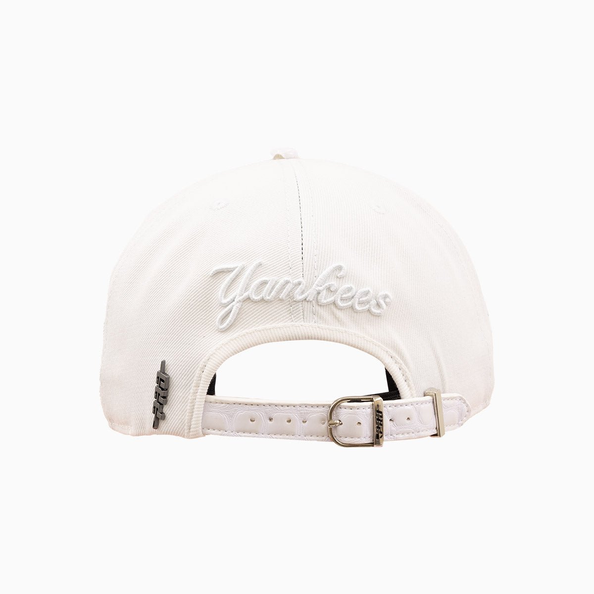 pro-standard-mens-new-york-yankees-mlb-leather-visor-flatbrim-snapback-hat-lny736186a1-wht