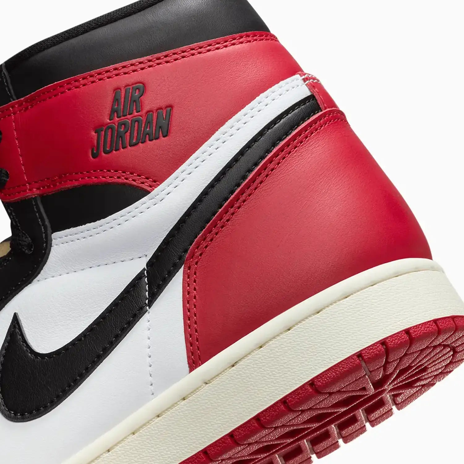 mens-air-jordan-1-retro-high-og-black-toe-reimagined-shoes-dz5485-106