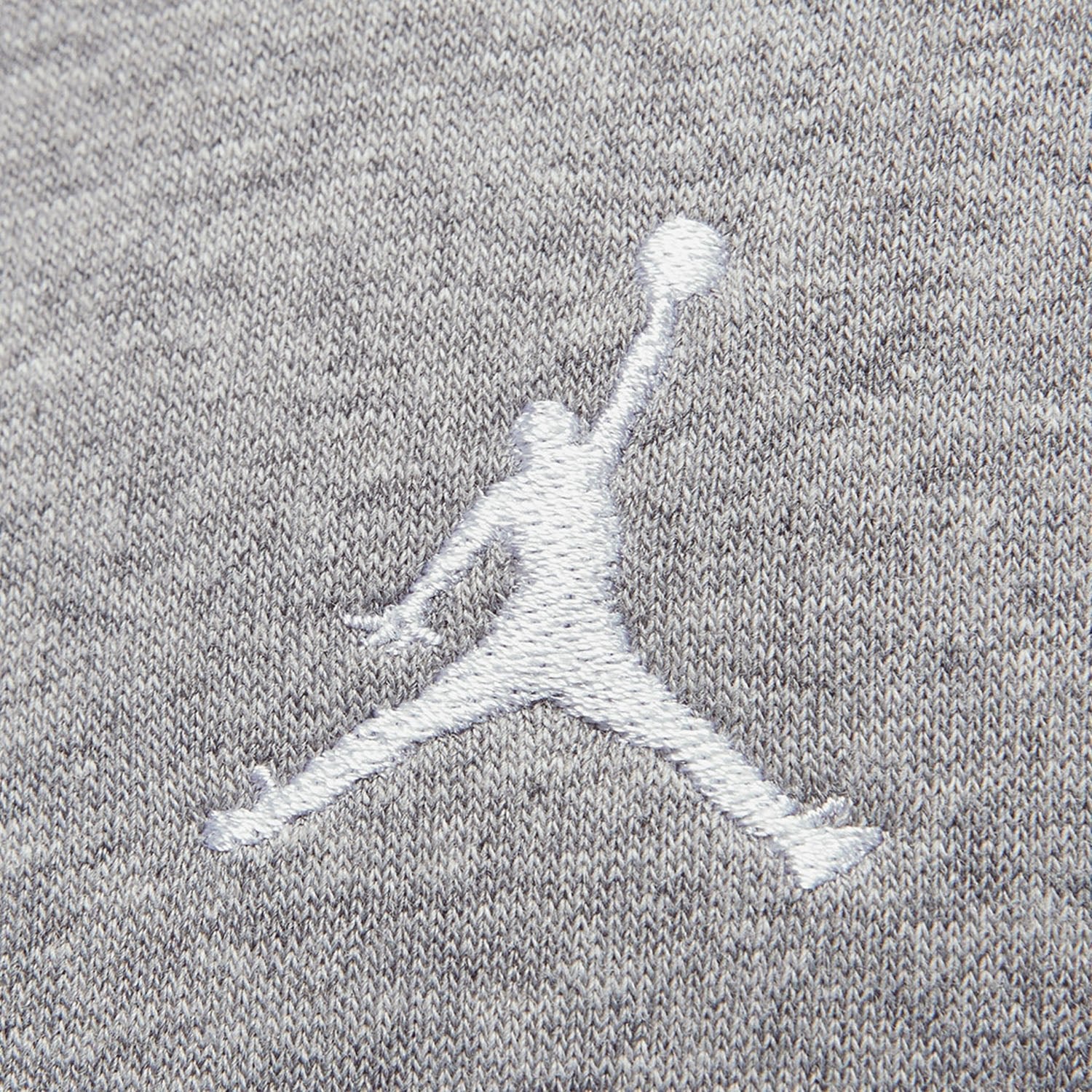 jordan-mens-brooklyn-fleece-outfit-fj7771-091-fj7779-091