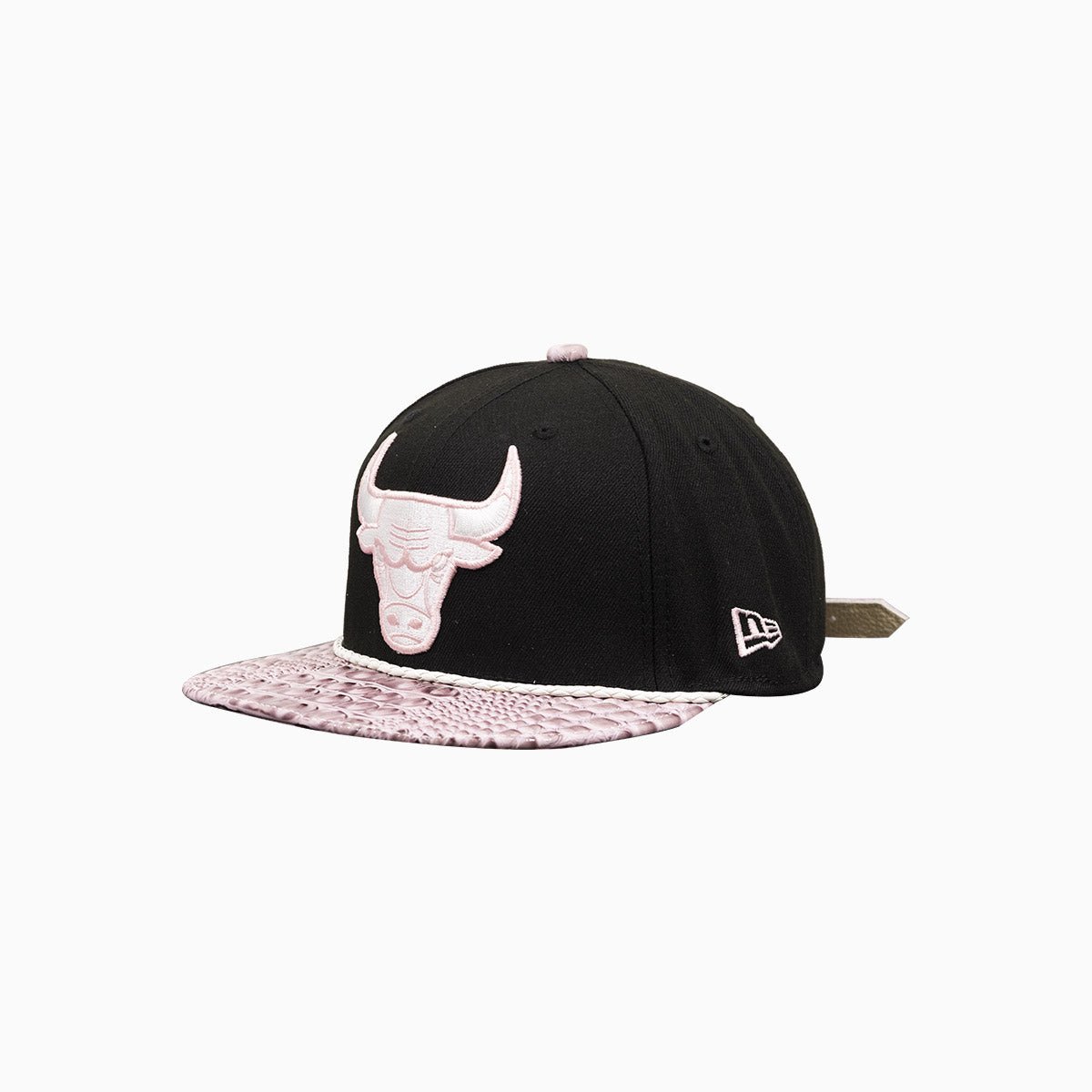 breyers-buck-50-chicago-bulls-hat-with-leather-visor-breyers-tcbh-black-pink