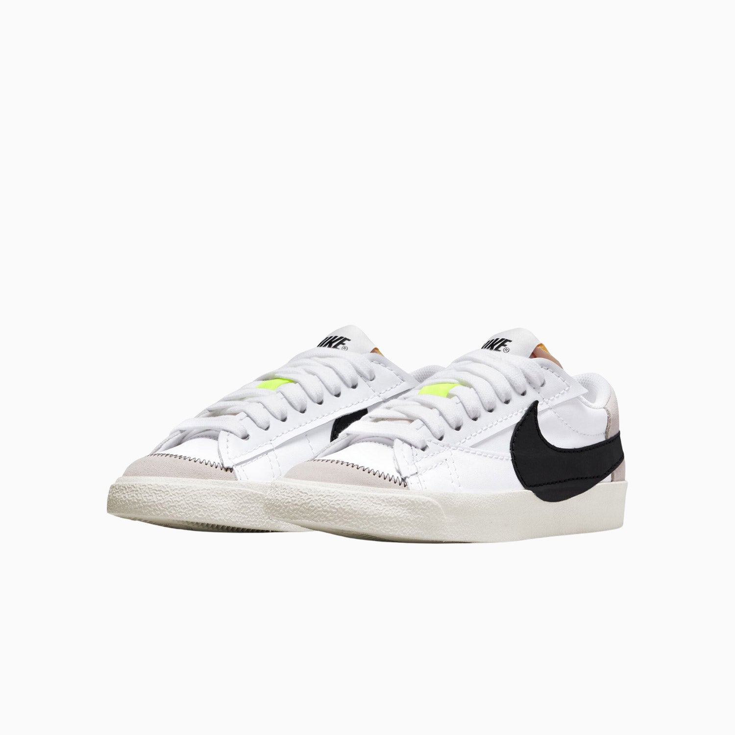 nike-womens-nike-blazer-low-77-jumbo-dq1470-101