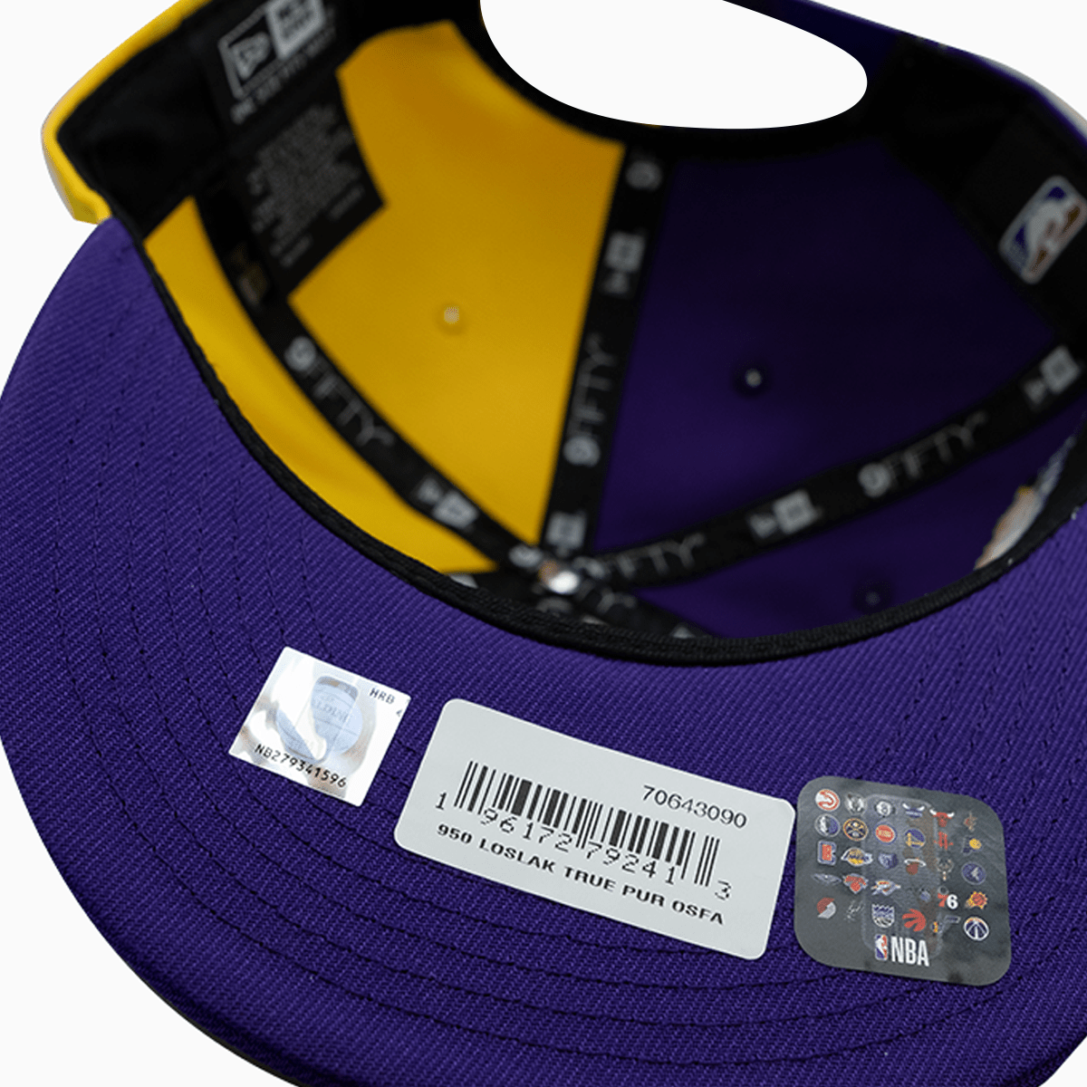 new-era-los-angeles-lakers-17x-world-champs-nba-9fifty-snapback-hat-70643090