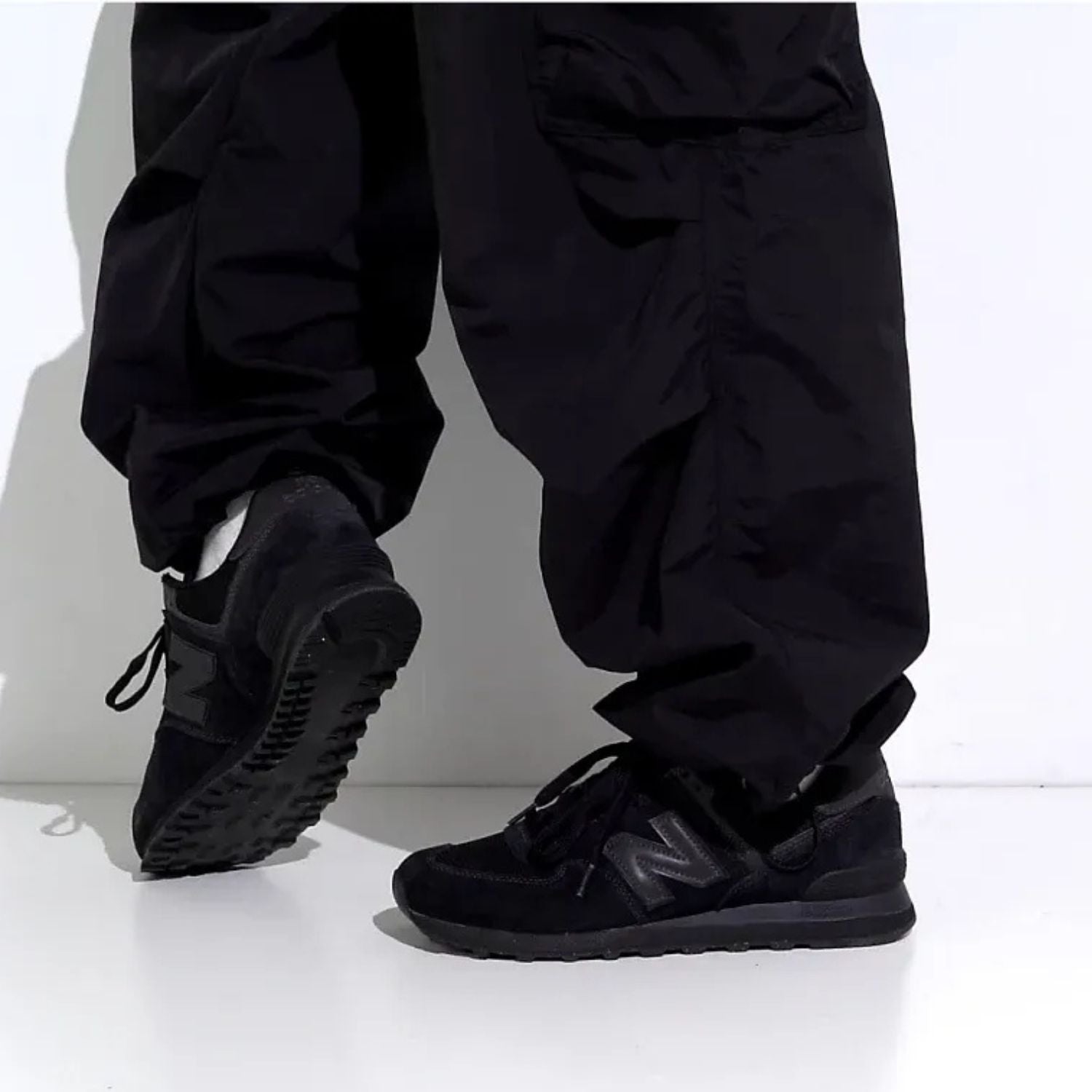 Men's 574 Core "Triple Black"