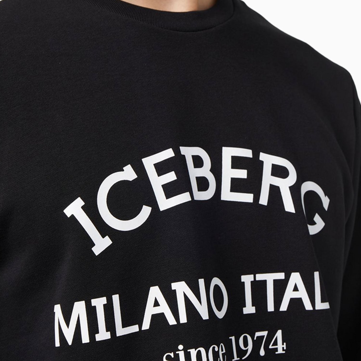 iceberg-mens-crew-neck-sweatshirt-with-institutional-logo-e05d-6317-9000