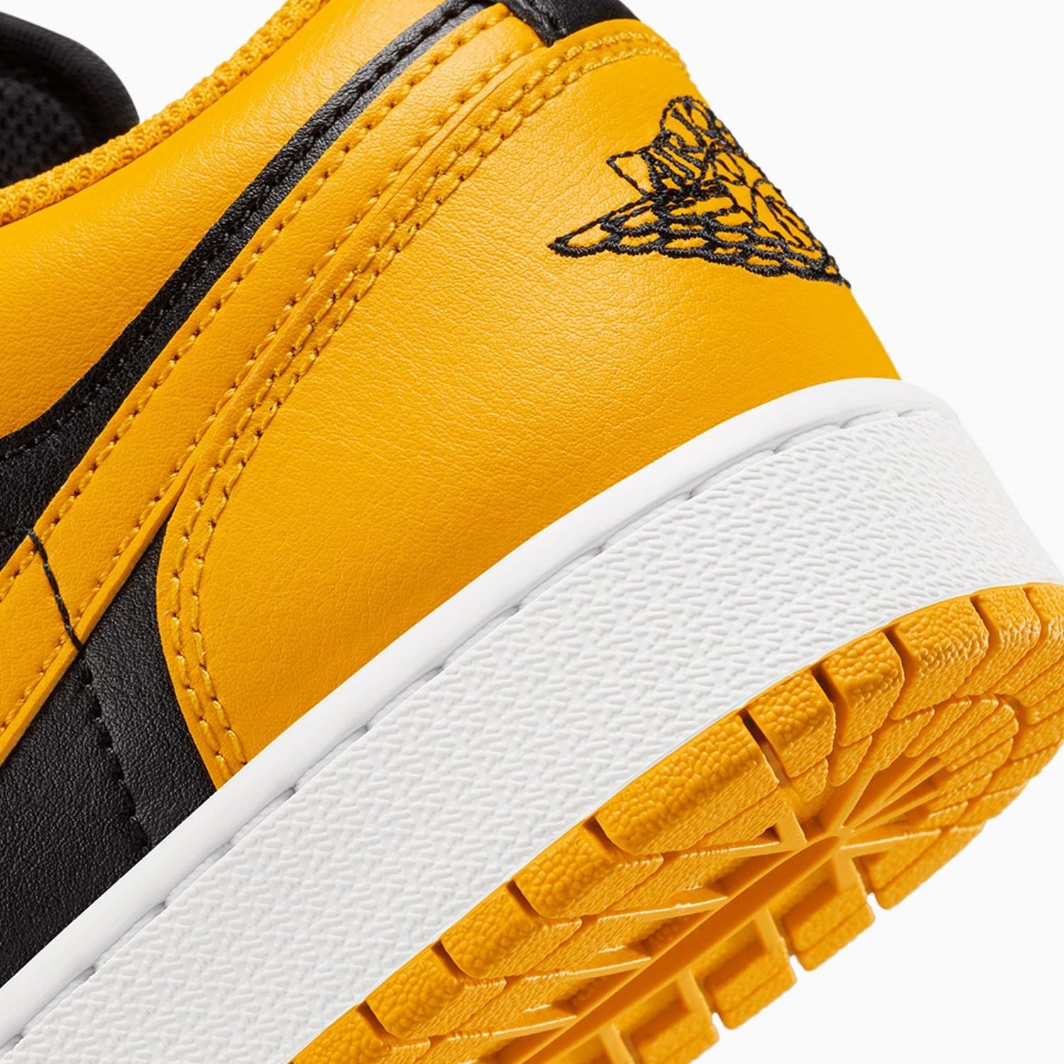 kids-air-jordan-1-low-yellow-ochre-grade-school-shoes-553560-072