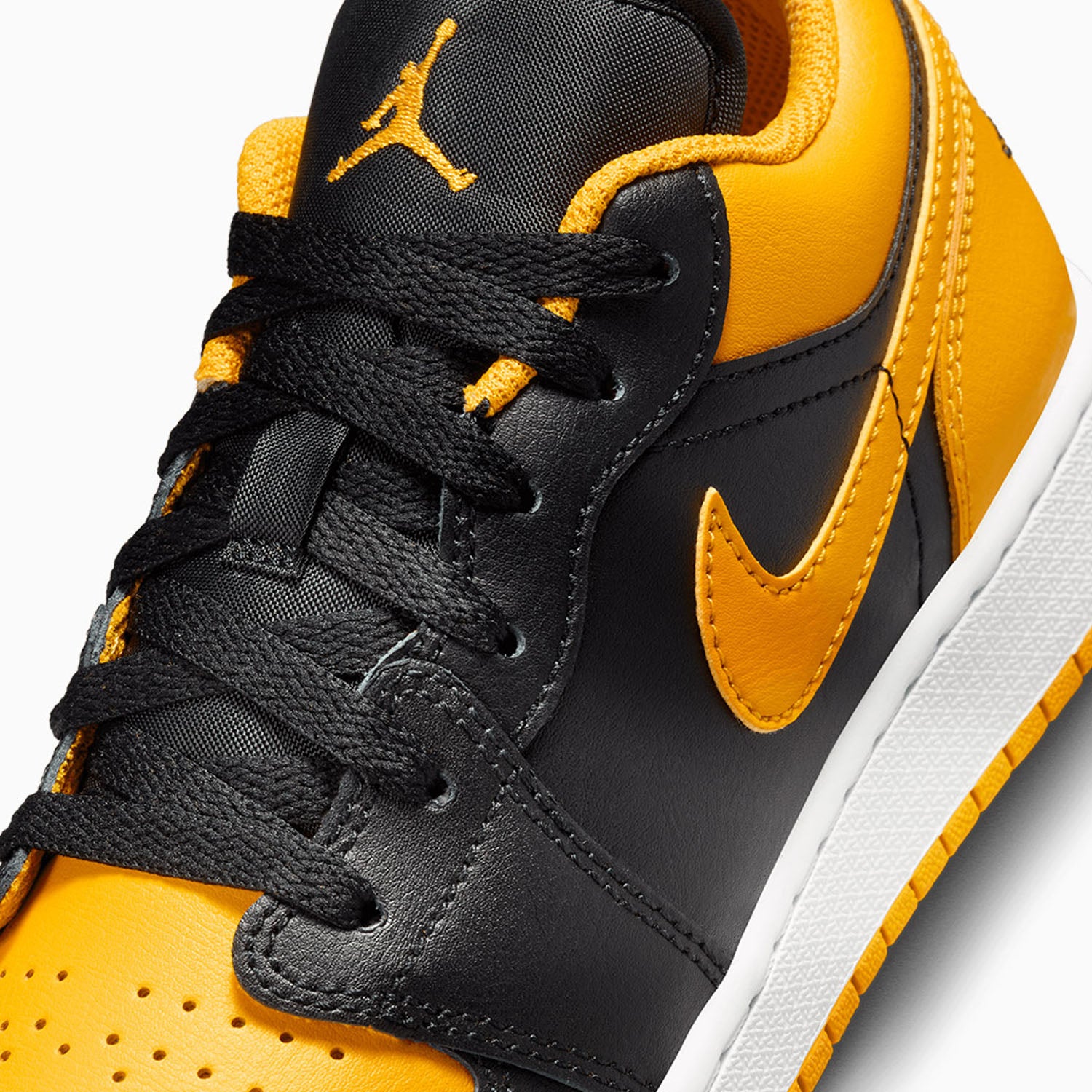 kids-air-jordan-1-low-yellow-ochre-grade-school-shoes-553560-072