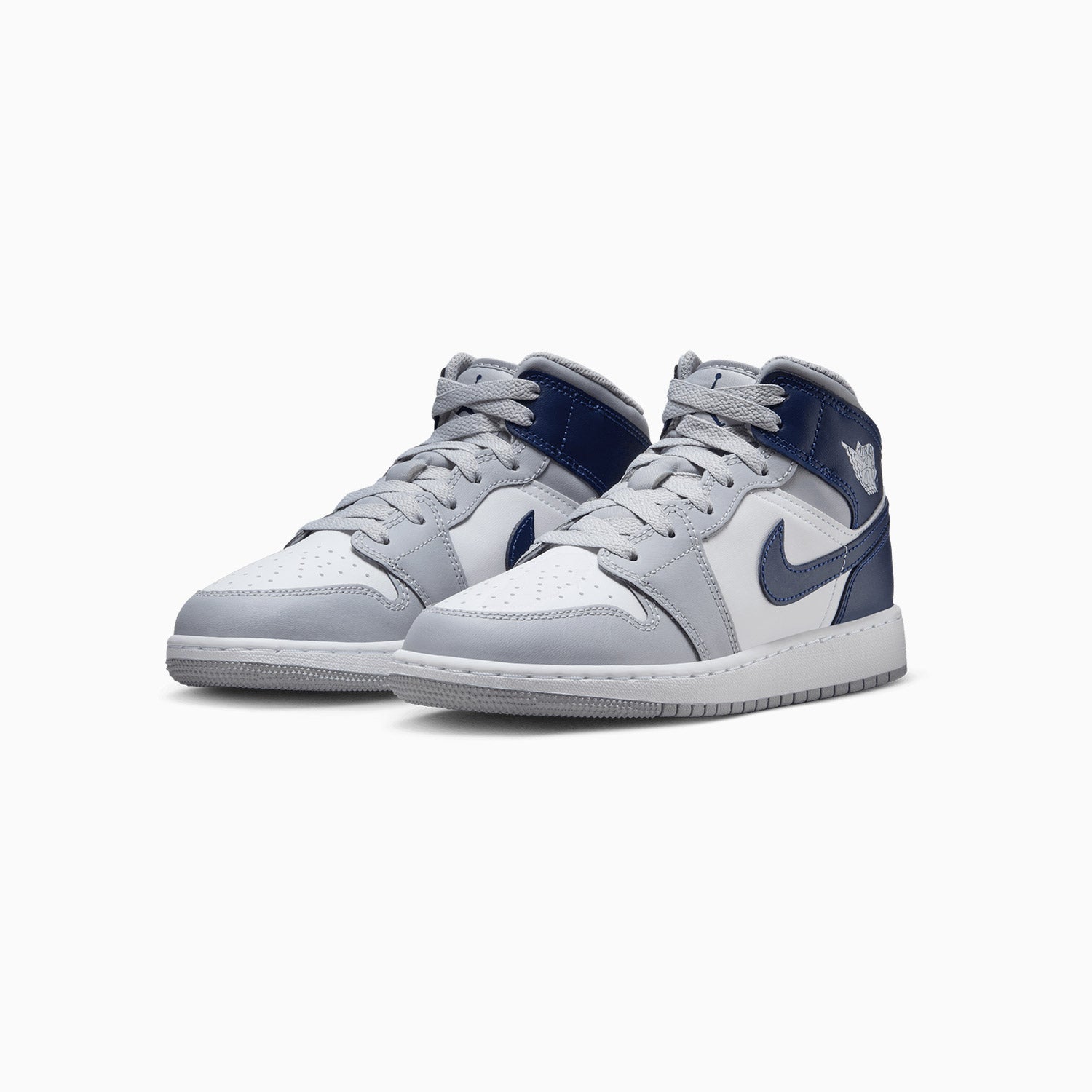 kids-air-jordan-1-mid-grade-school-shoes-dq8423-104