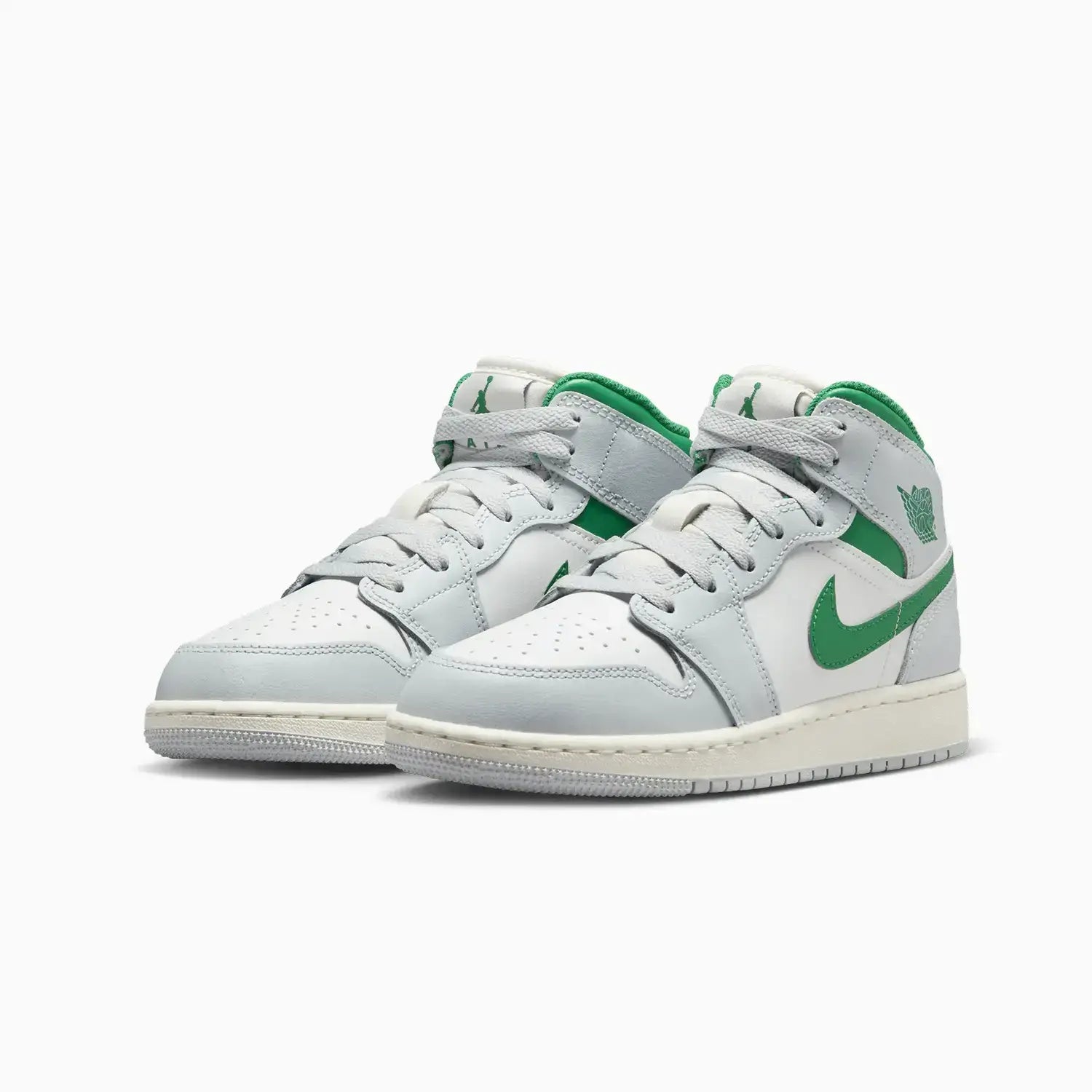 kids-air-jordan-1-mid-pine-green-grade-school-shoes-dq8423-142