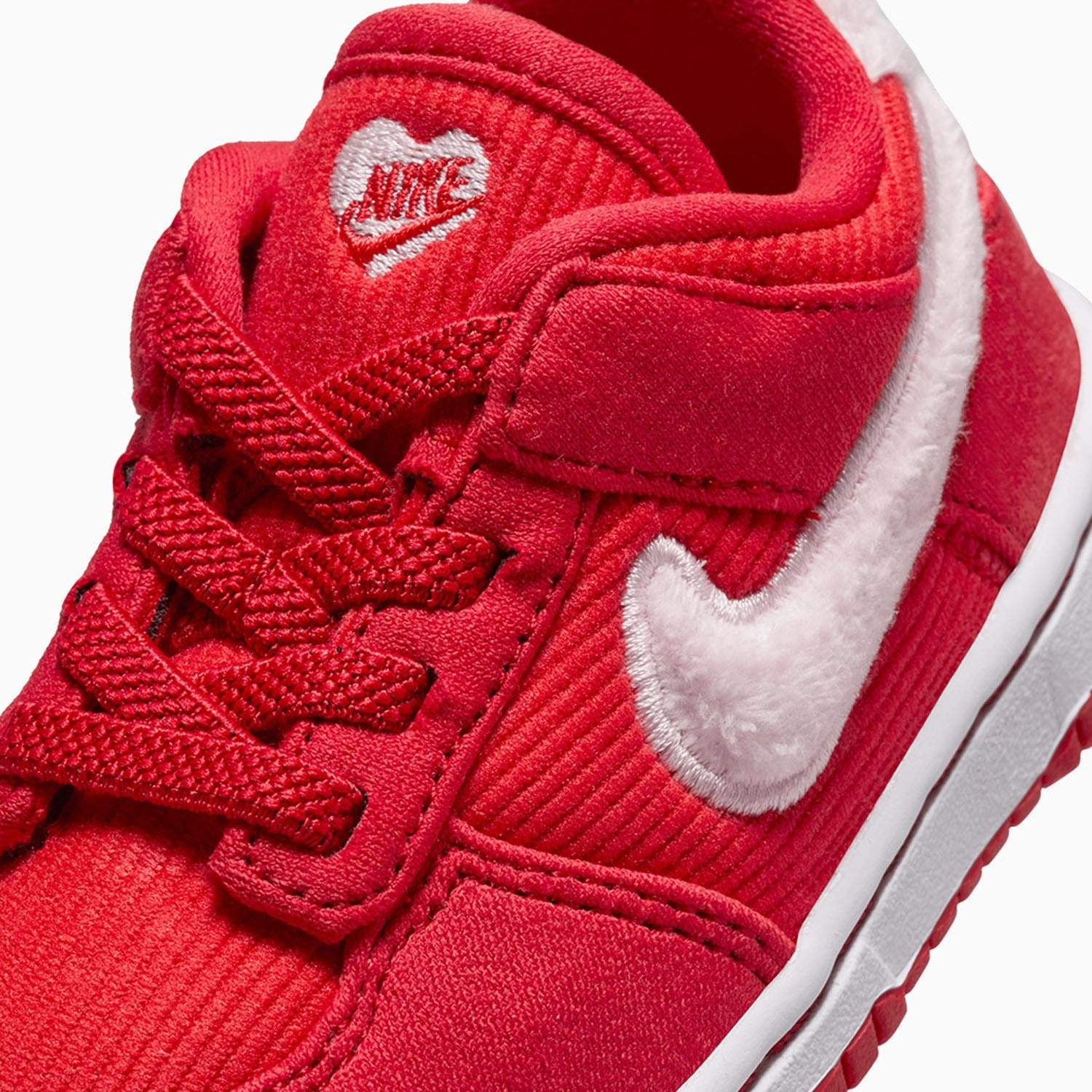 nike-kids-dunk-low-valentines-day-toddlers-shoes-fz3551-612