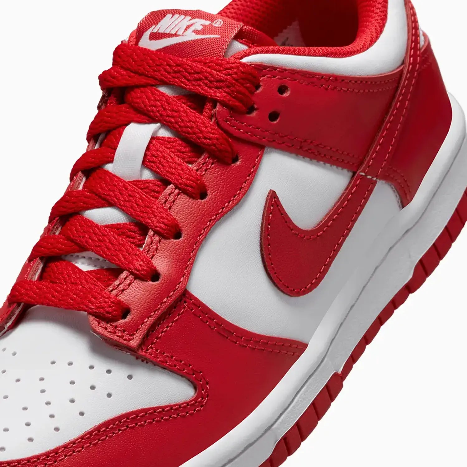 nike-kids-dunk-low-white-university-red-grade-school-shoes-fb9109-119