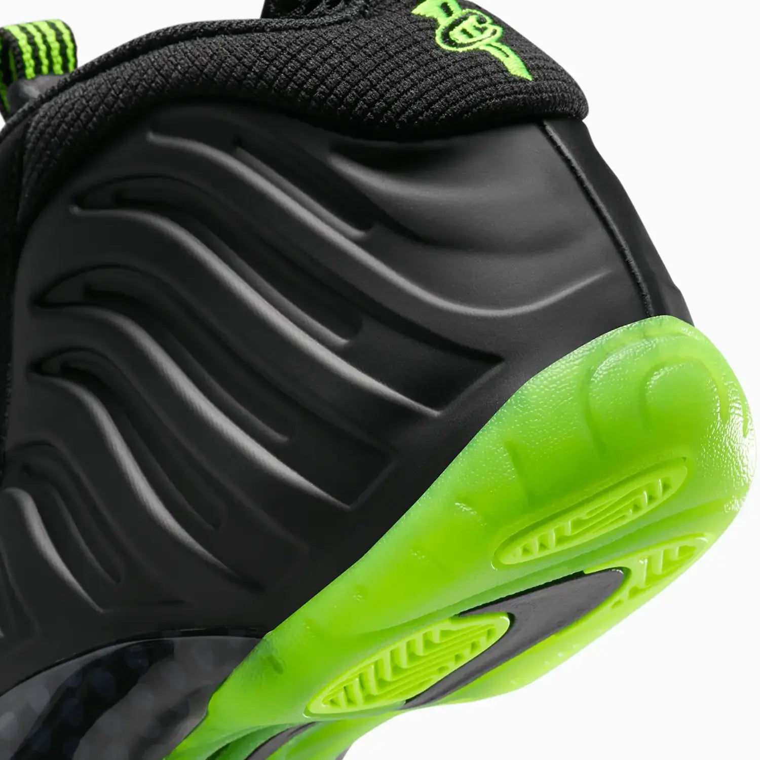 nike-kids-little-posite-one-black-volt-grade-school-shoes-hf0977-001