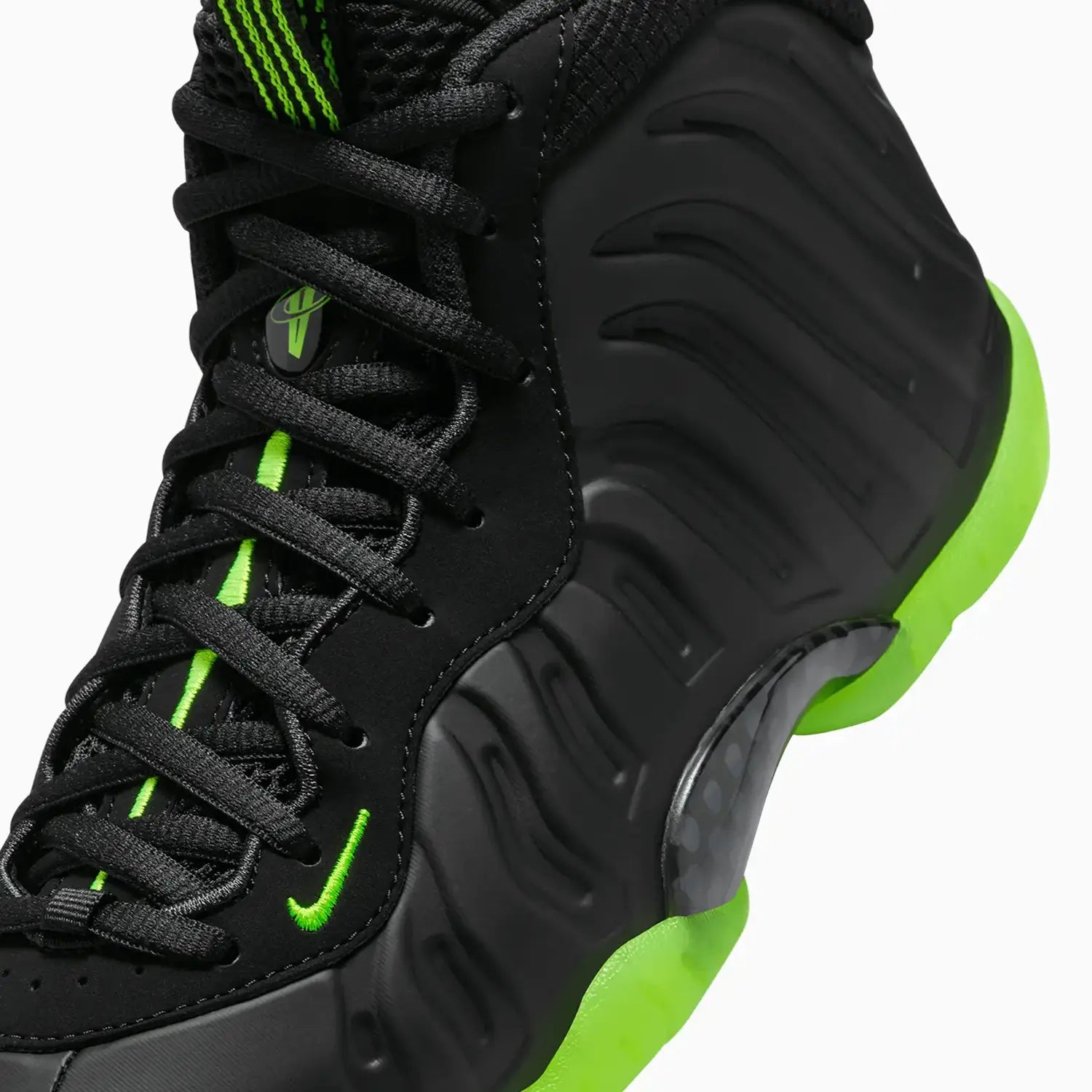 nike-kids-little-posite-one-black-volt-grade-school-shoes-hf0977-001