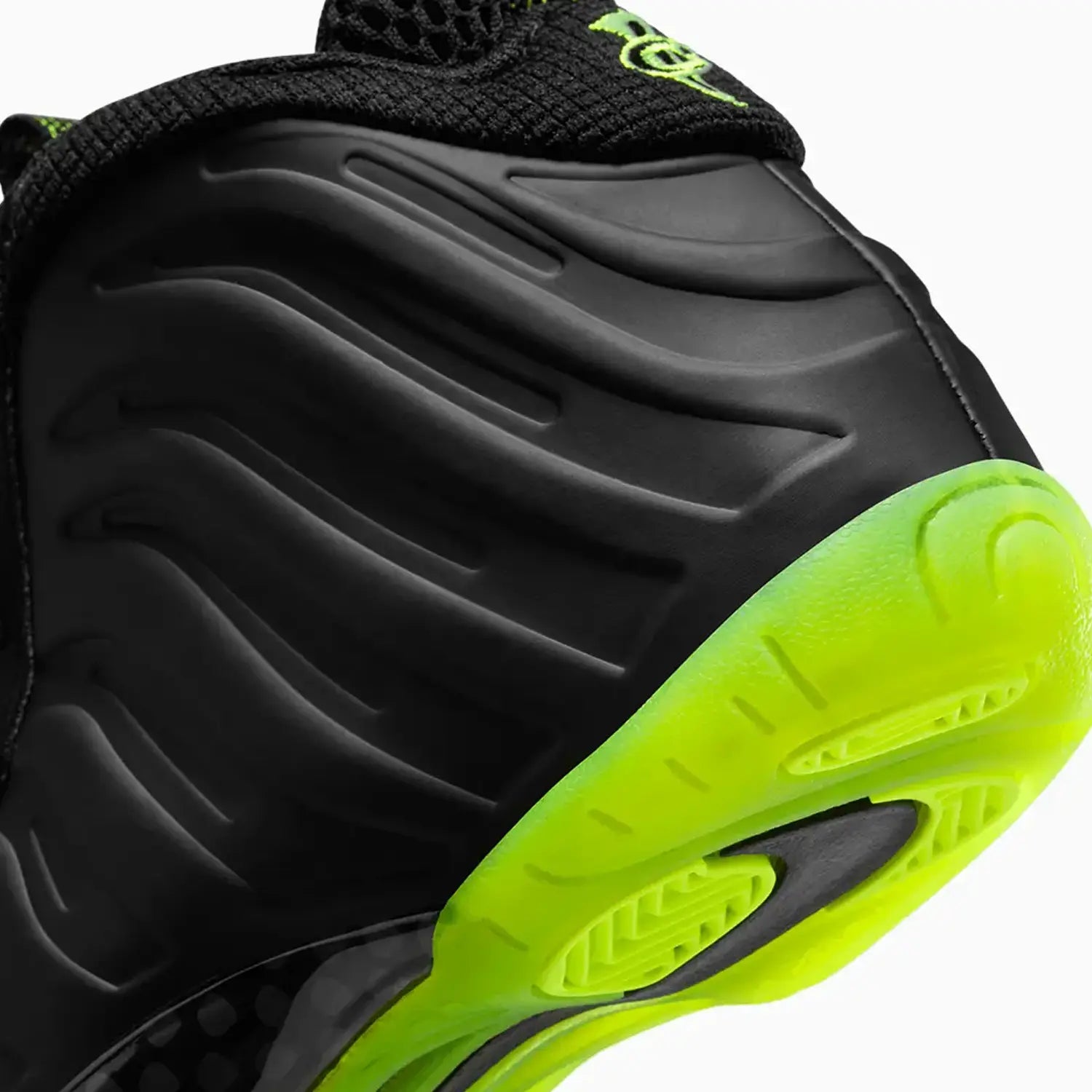 Kid's Little Posite One "Black Volt" Pre School Nike - Tops and Bottoms USA