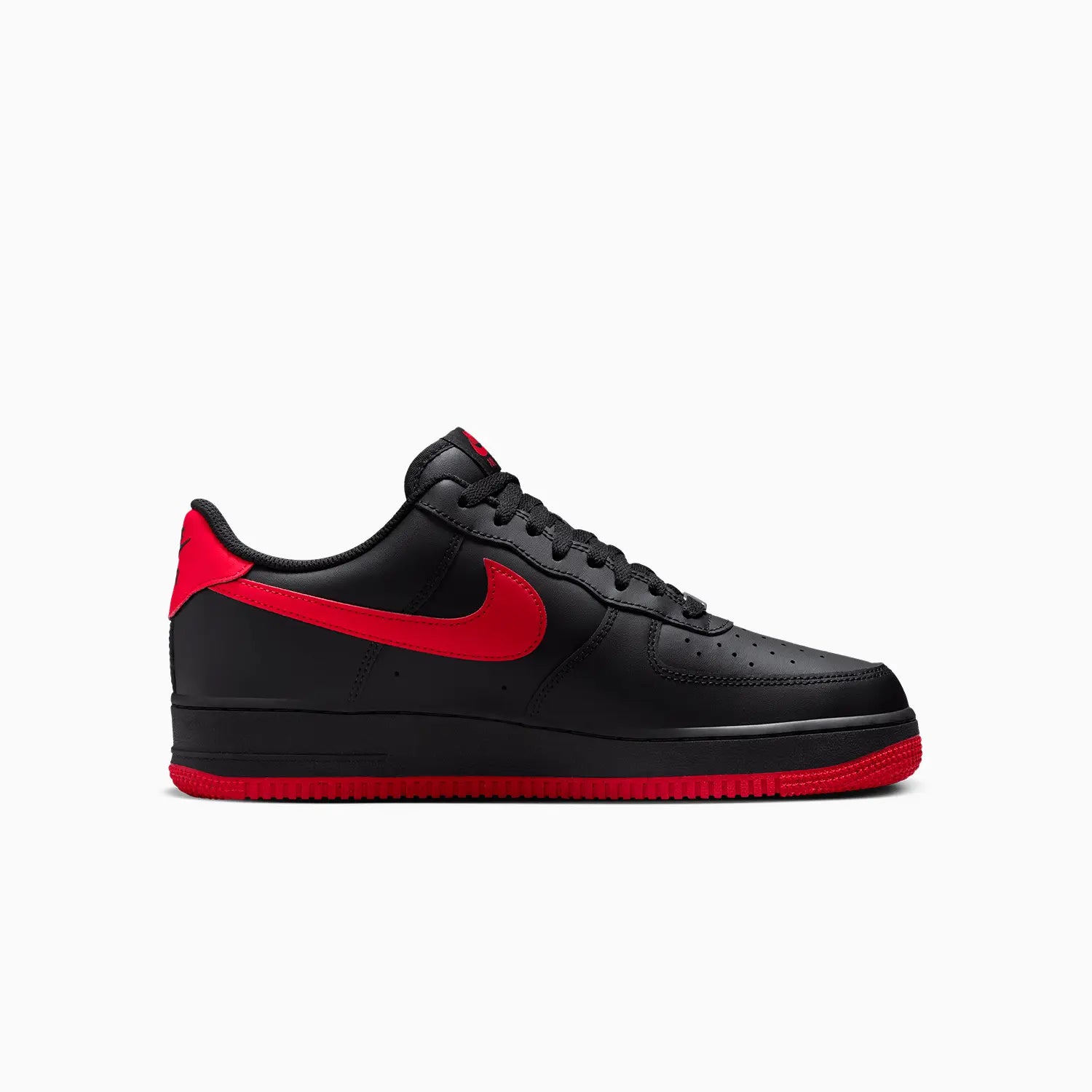 nike-mens-air-force-1-07-bred-shoes-fj4146-002