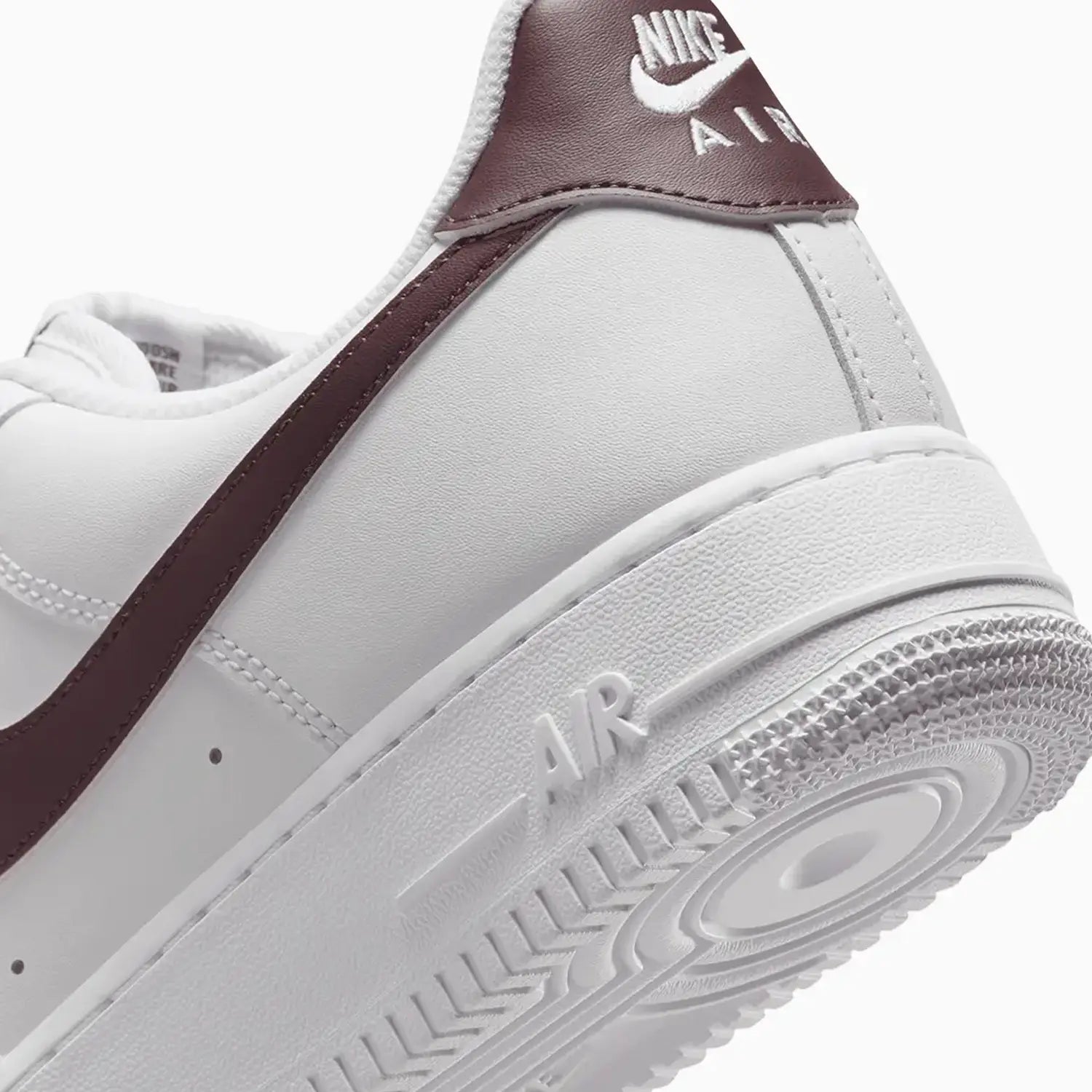 nike-mens-air-force-1-07-white-burgundy-crush-shoes-fj4146-112