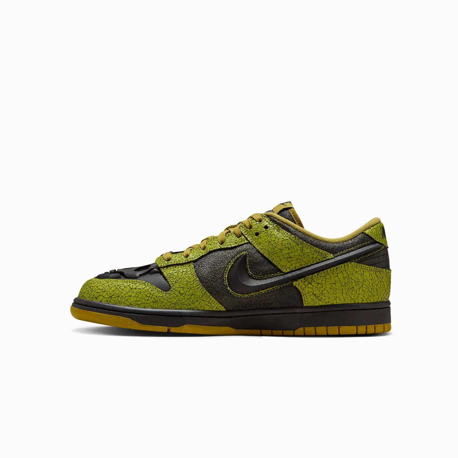 nike-mens-dunk-low-retro-halloween-shoes-hv6103-300