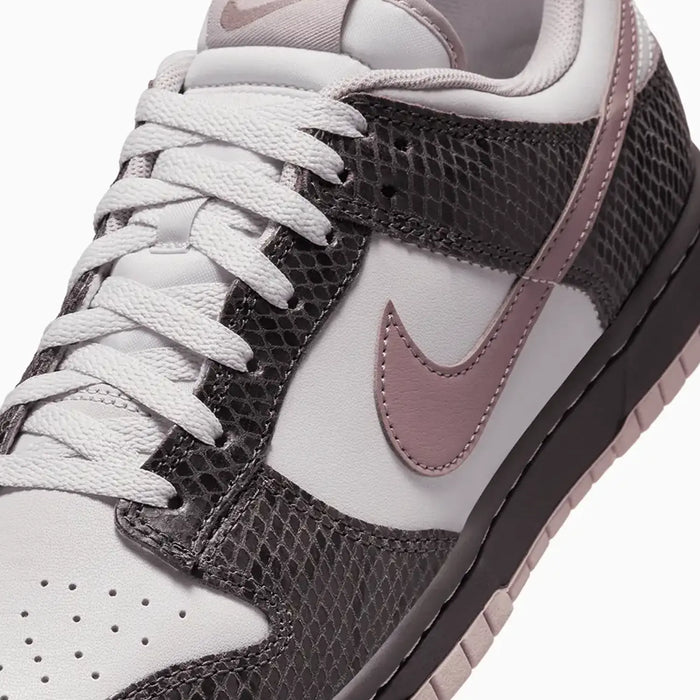 Nike Dunk Low SE Snakeskin 8