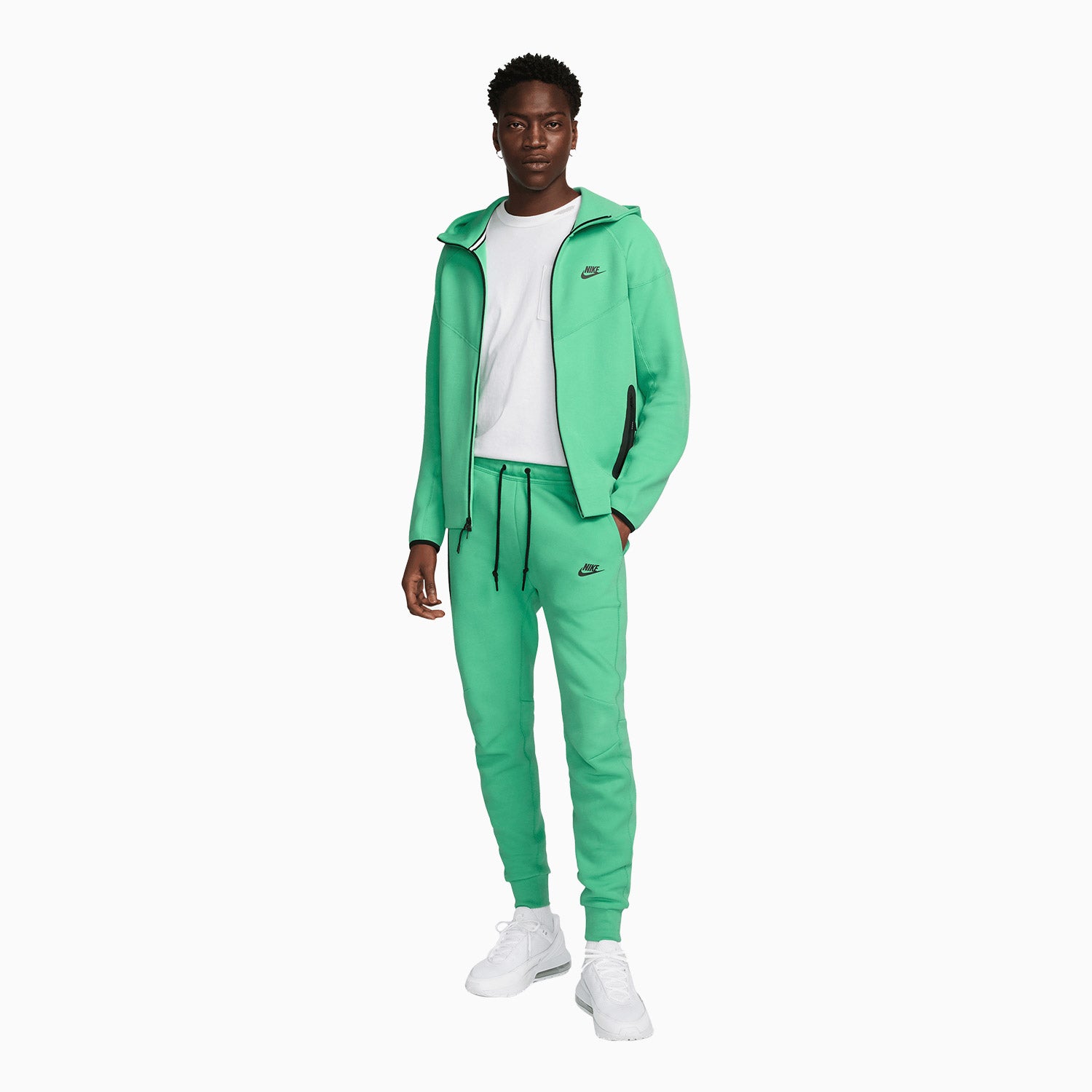 Nike green tracksuit mens online