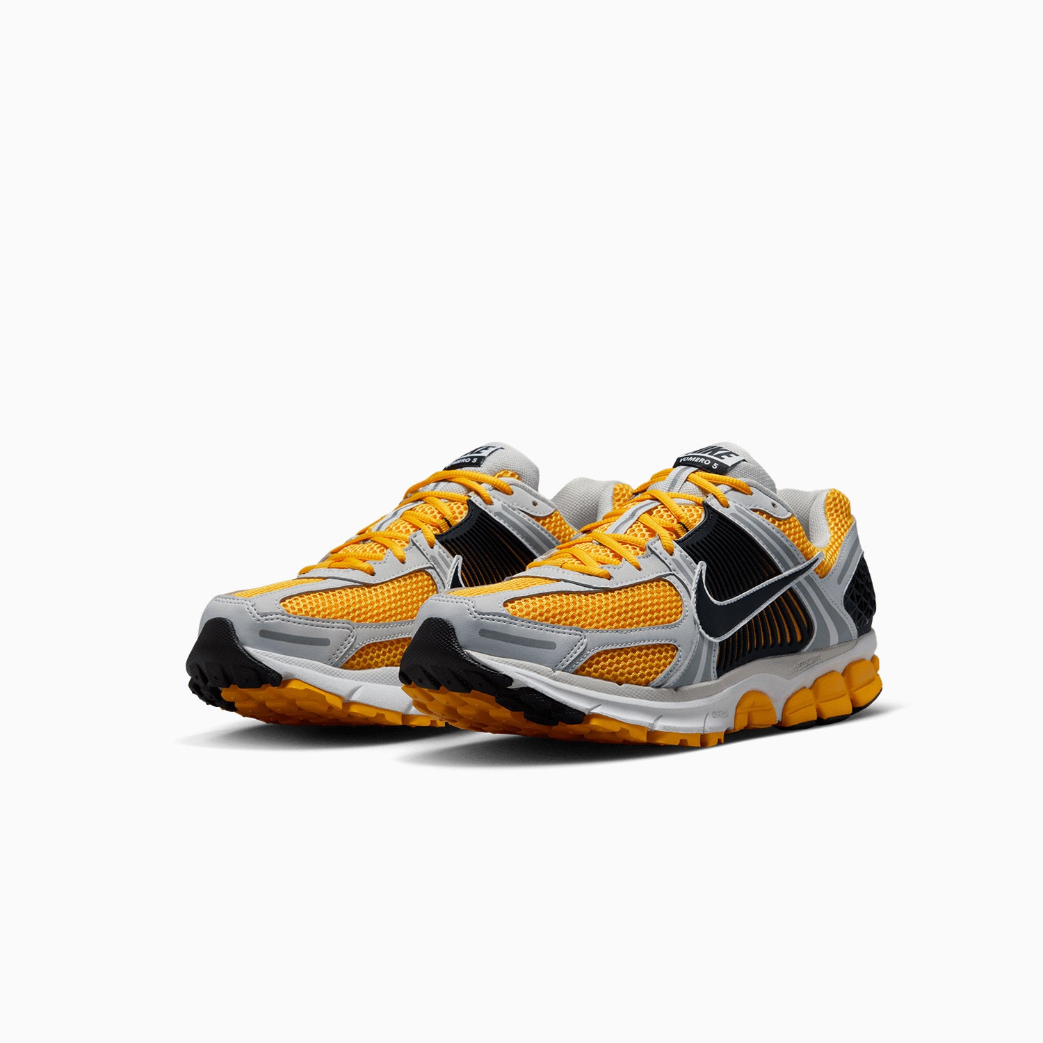 nike-mens-zoom-vomero-5-university-gold-shoes-fb9149-002