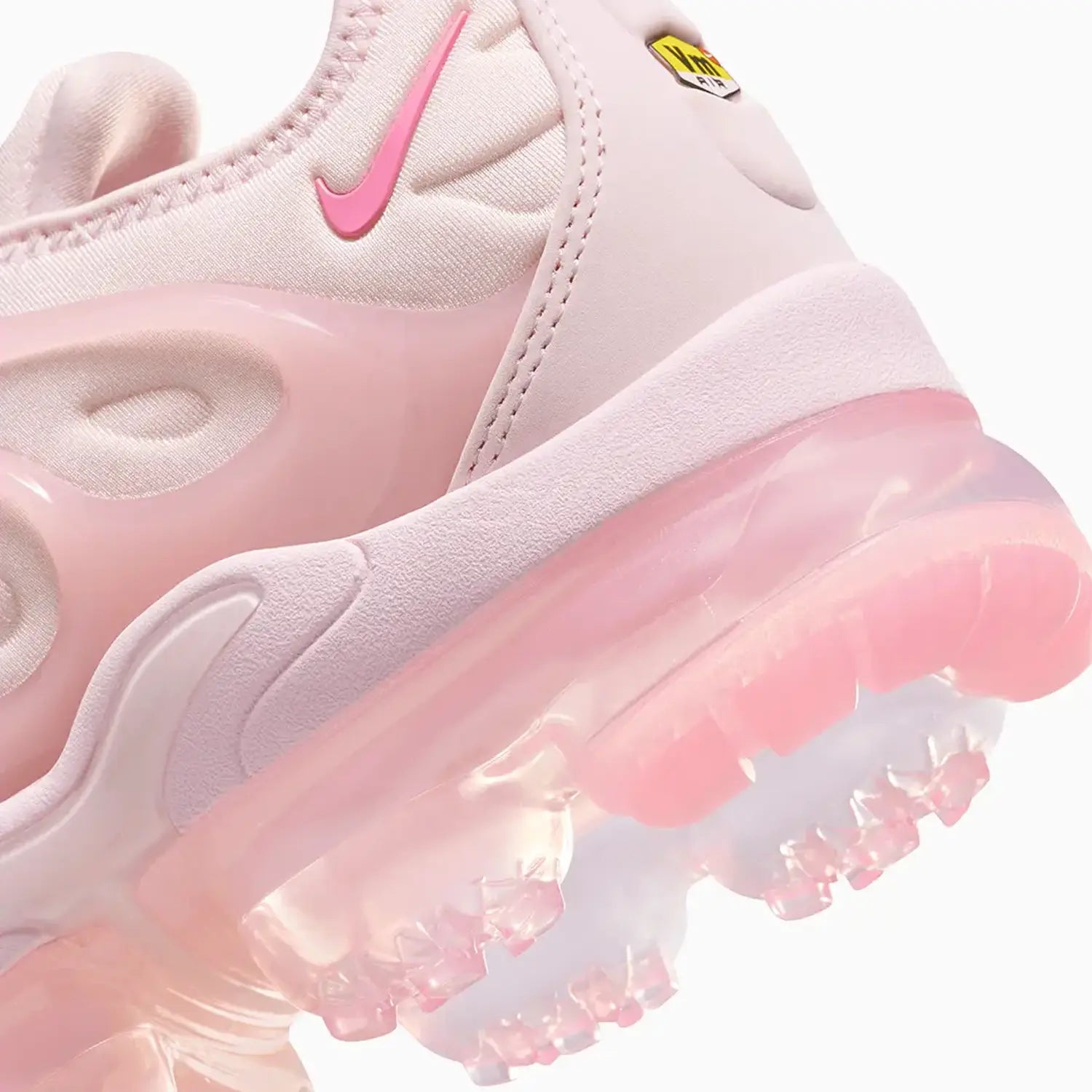 nike-womens-air-vapormax-plus-pink-foam-shoes-fz3614-686