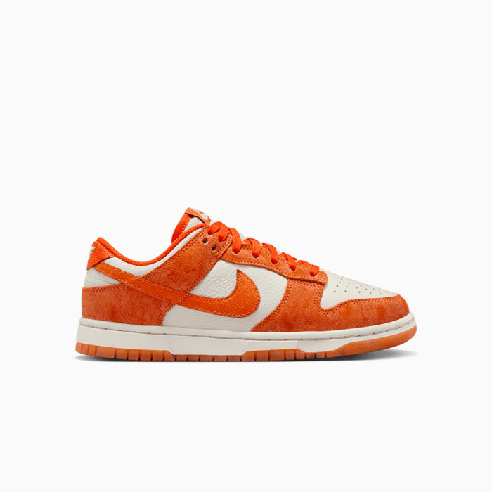 Nike Women's Dunk Low 