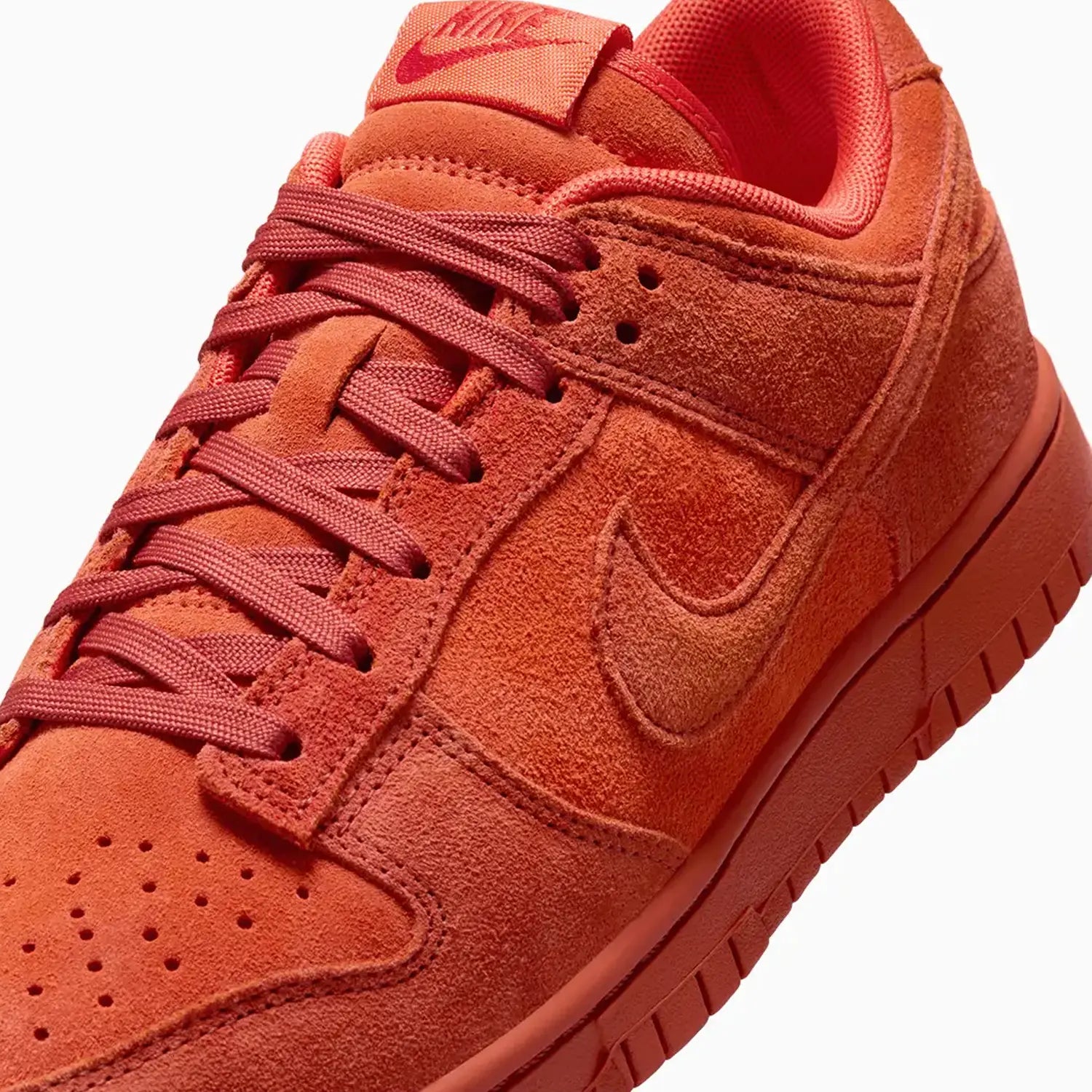 Women's Dunk Low SE "Picante Red"