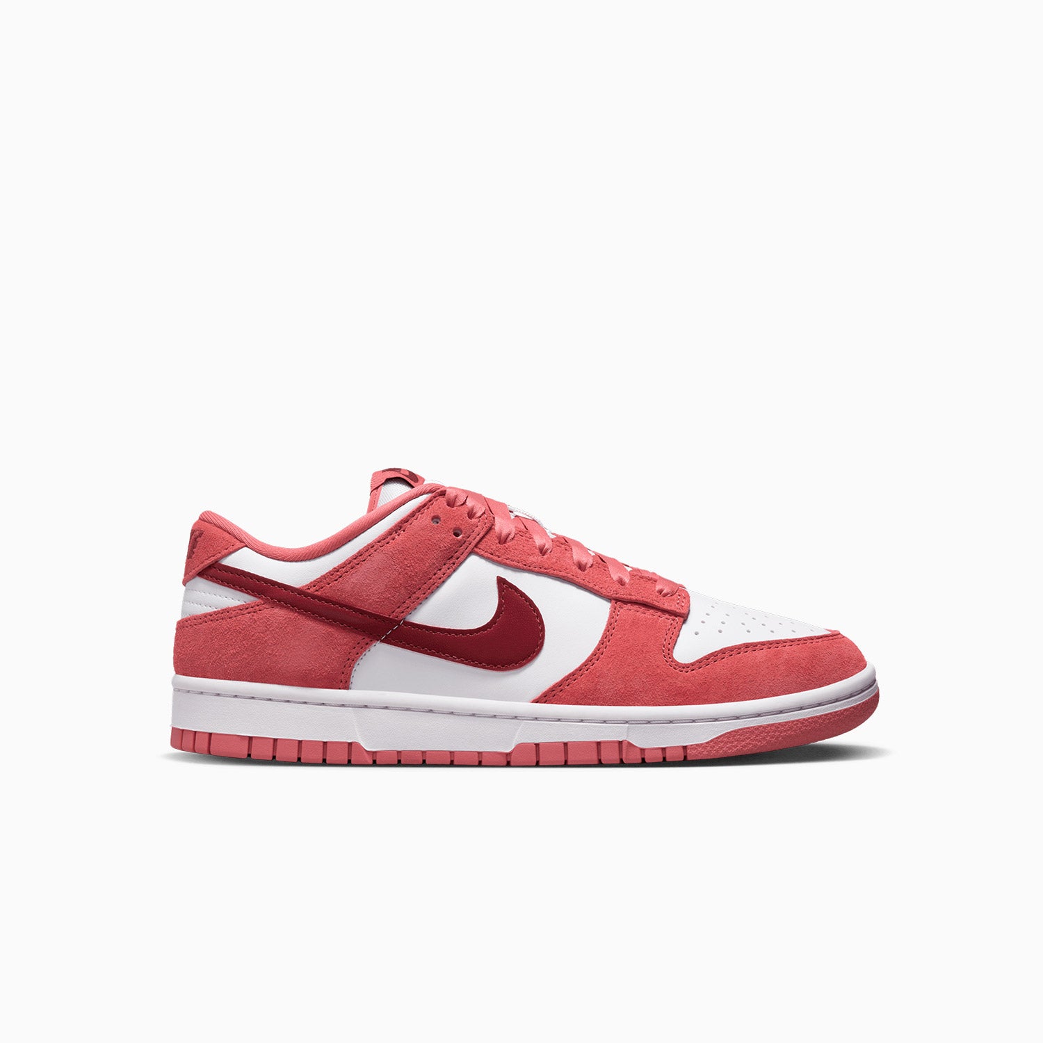 nike-womens-dunk-low-valentines-day-shoes-fq7056-100