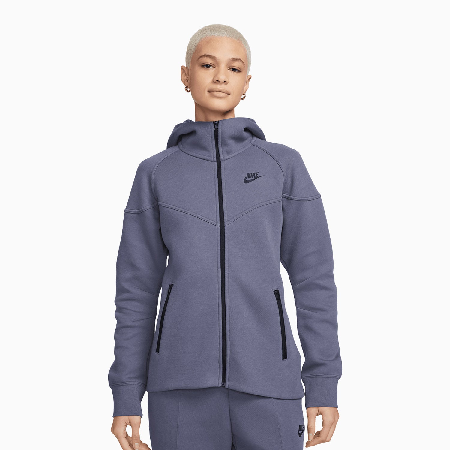 Nike Women s Sportswear Tech Fleece Windrunner Tracksuit