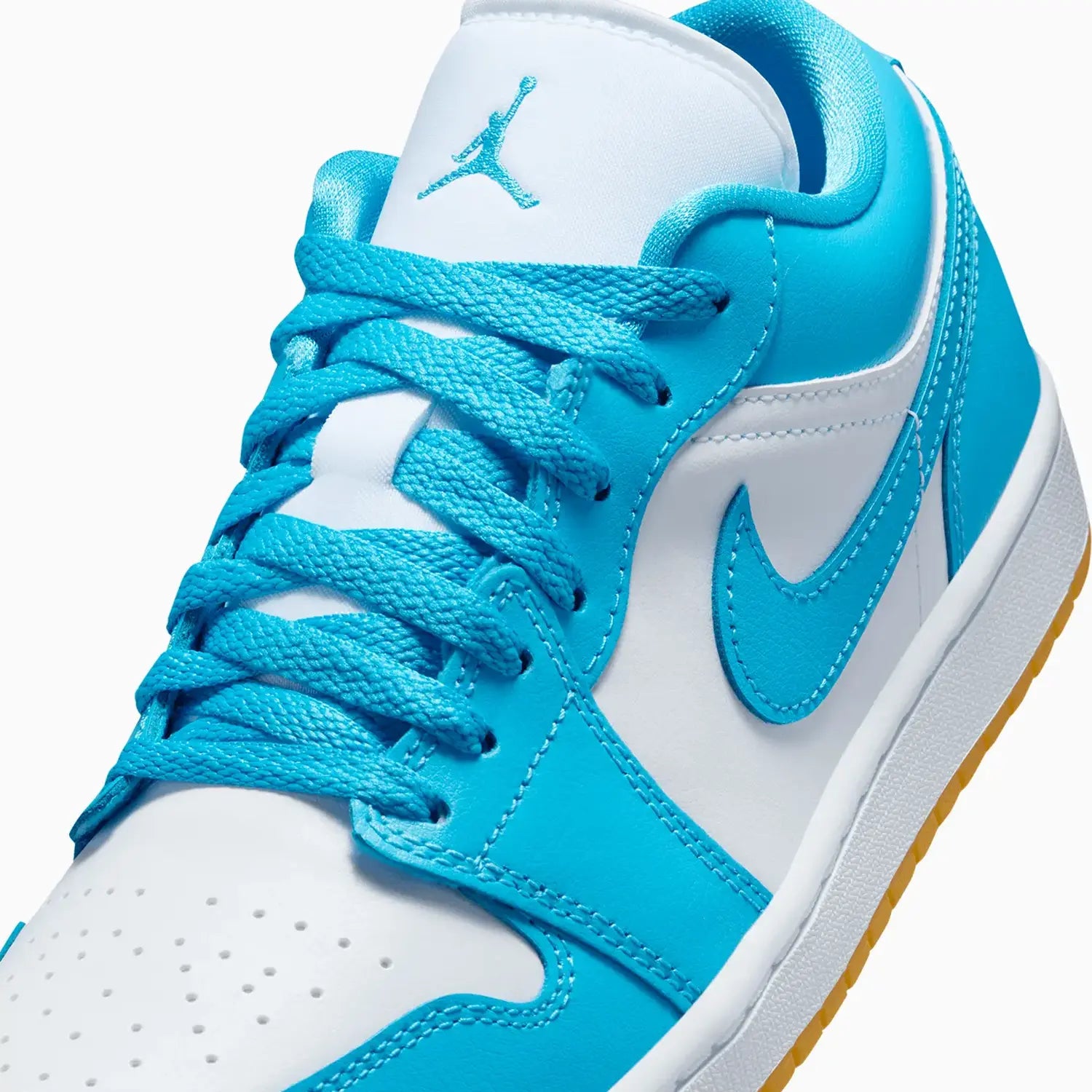 womens-air-jordan-1-low-aquatone-dc0774-104