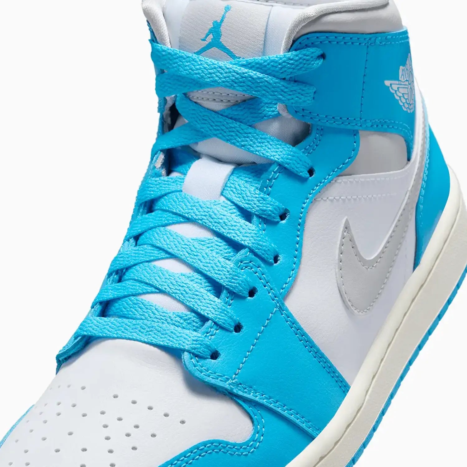 womens-air-jordan-1-mid-dark-powder-blue-shoes-bq6472-400