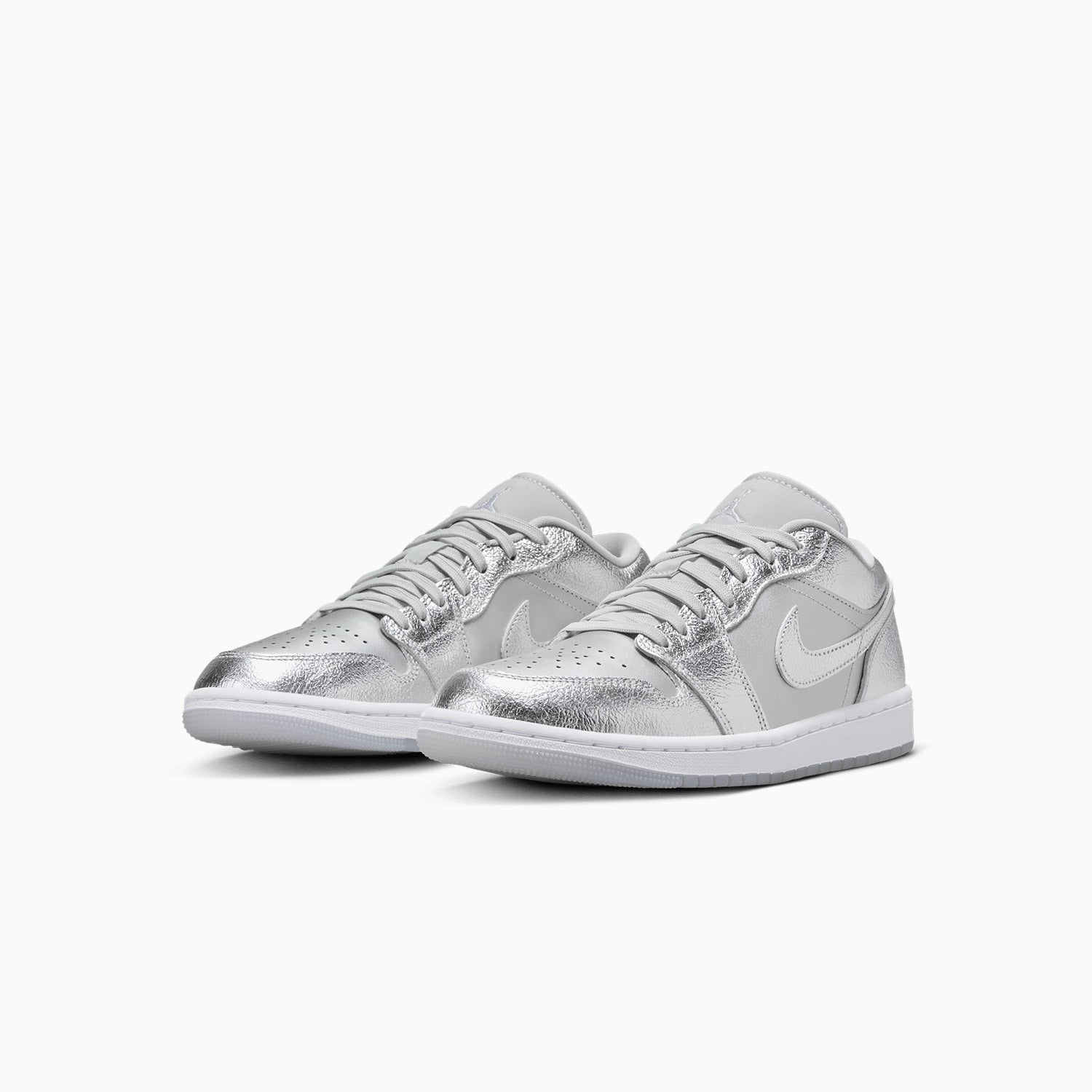 womens-air-jordan-1-se-metallic-silver-fn5030-001