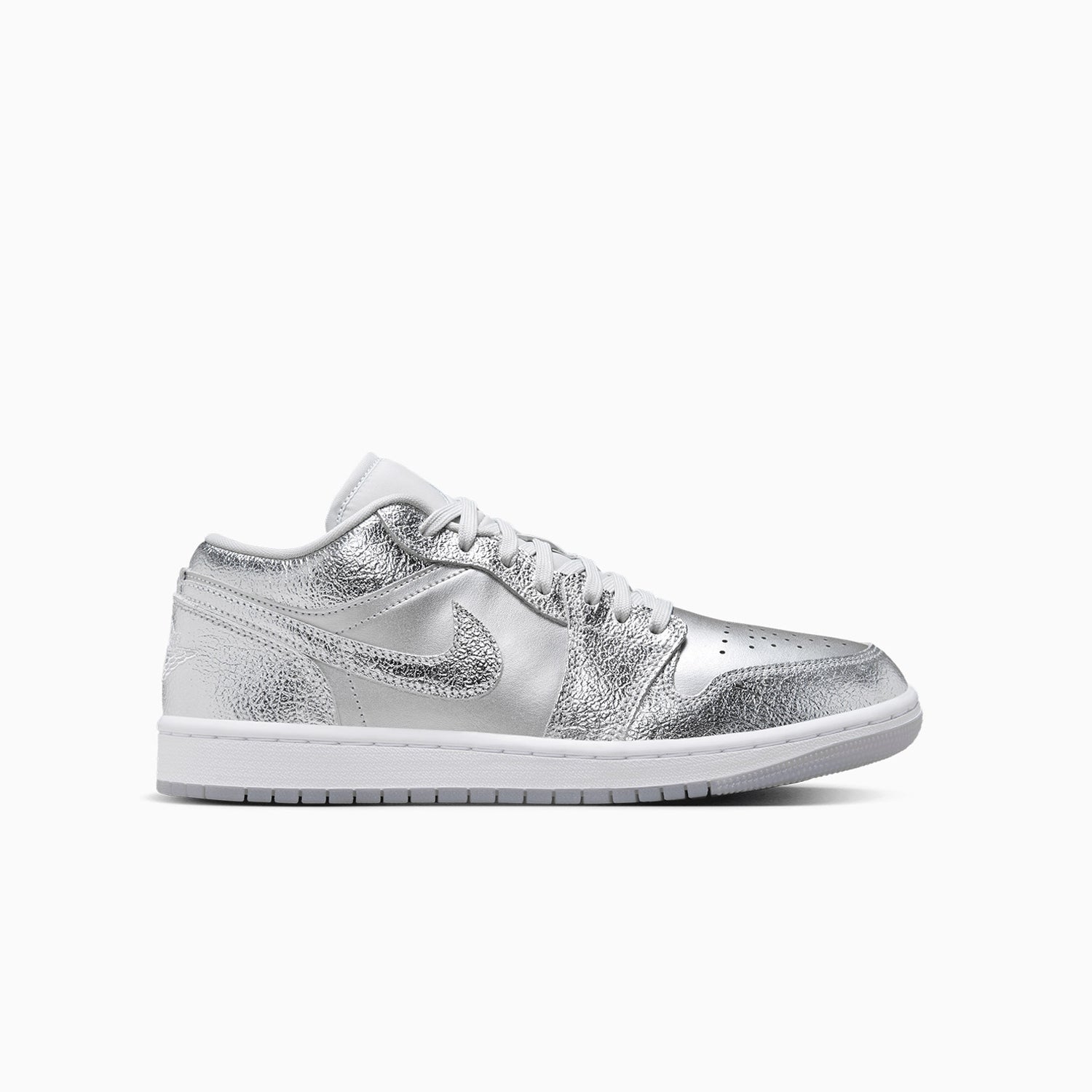 womens-air-jordan-1-se-metallic-silver-fn5030-001