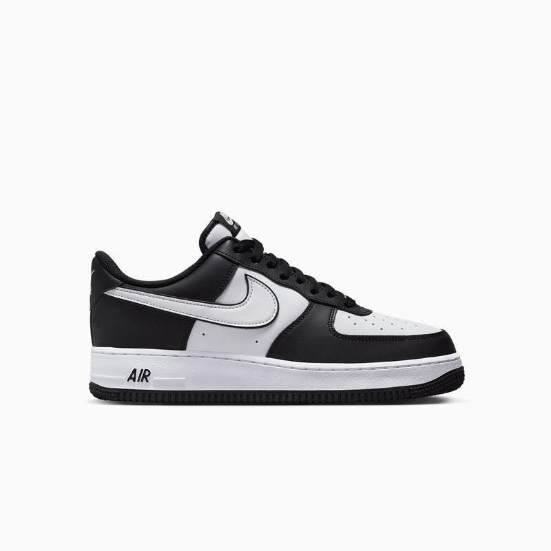 Nike Men's Air Force 1-07 Panda Shoes